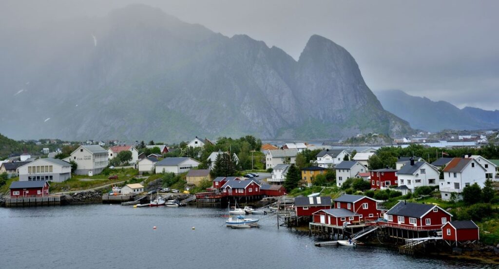 The Enigma of Norway's Coastline Length